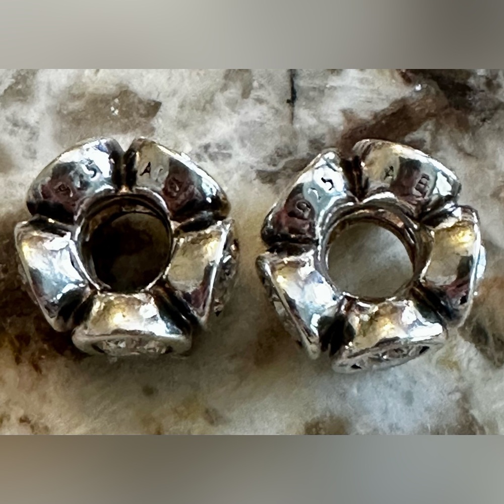 Pandora Clear Oval Lights Charms 🤍 - Picture 4 of 5